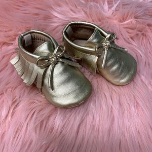 Old Navy 3-6 month gold moccasins